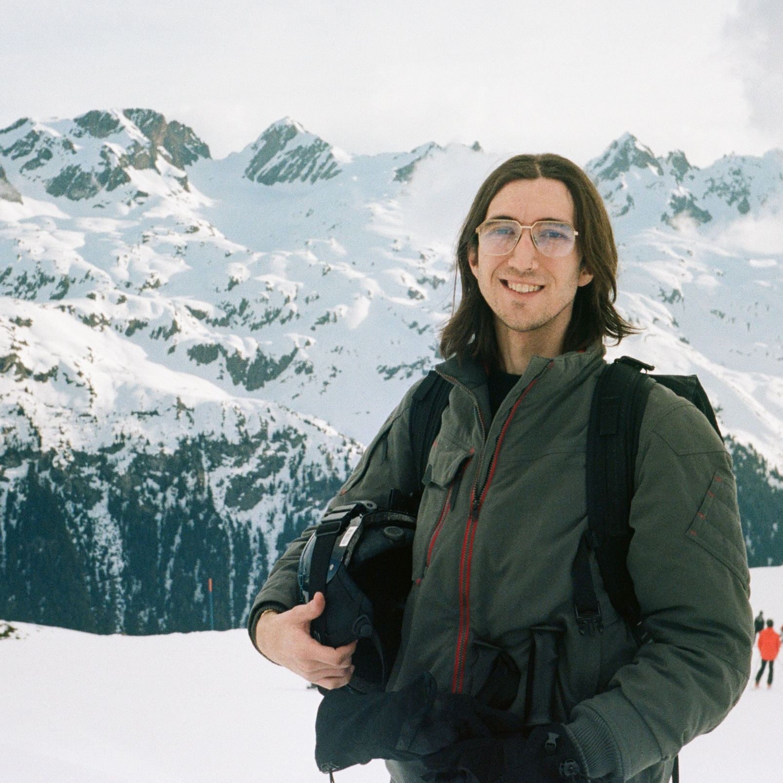 Chalen skiing in the French Alps